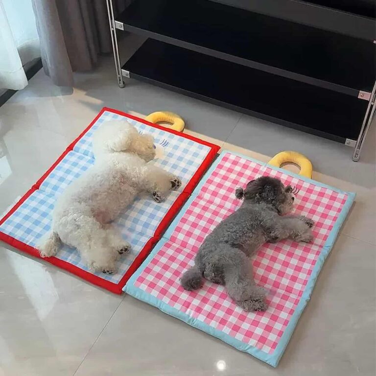 Pet Cooling Pad with Double Sided Waterproof Surface, Ice Silk Fabric Cools in Seconds, PP Cotton Fill