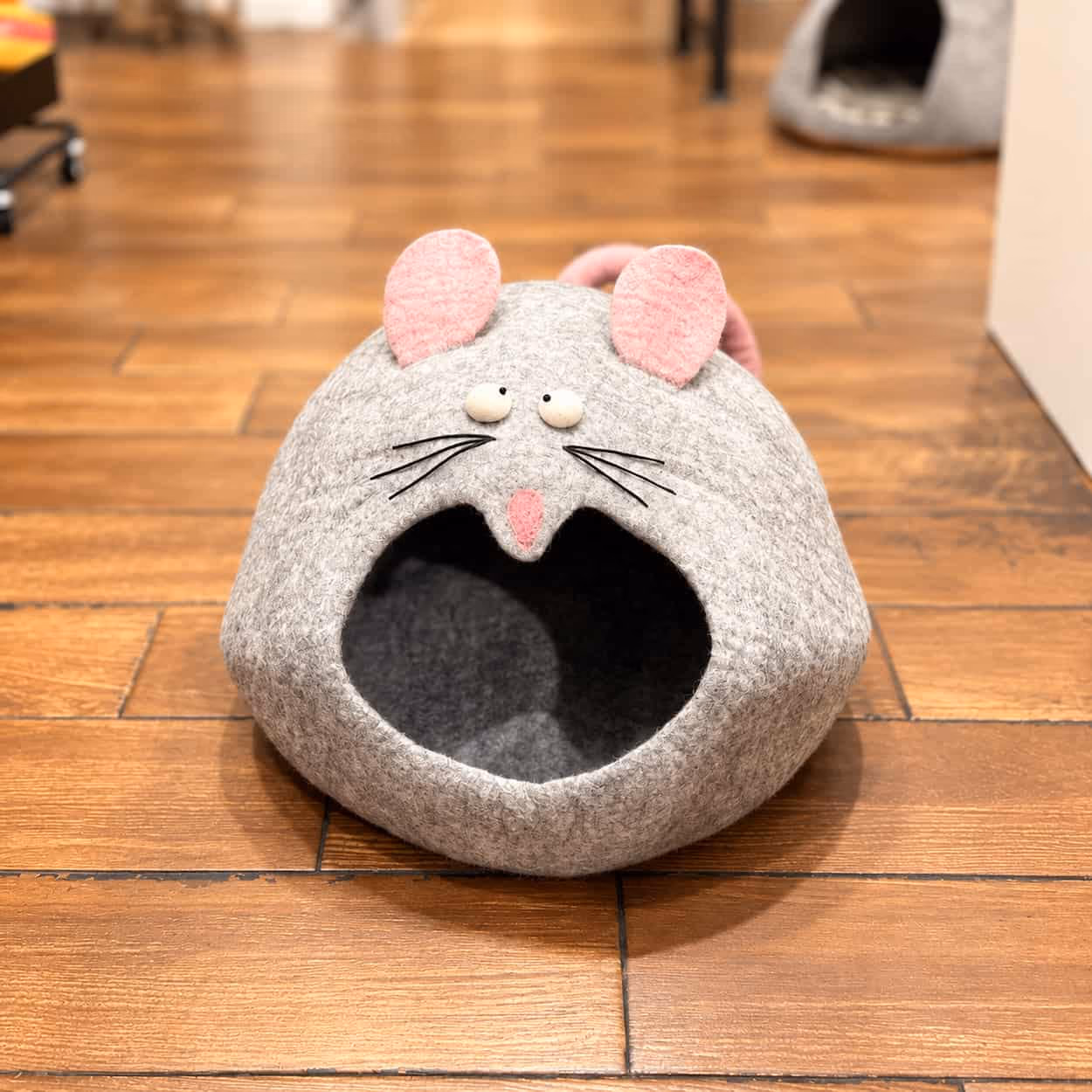 Tuckwool Felt Cave
